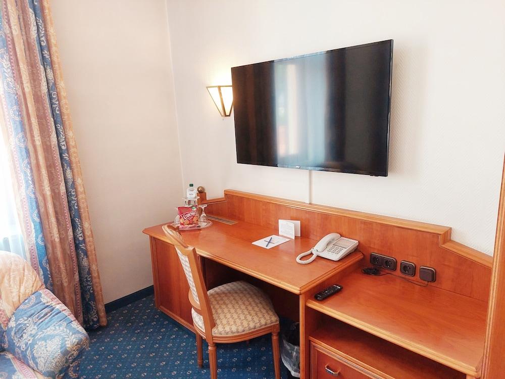 Hotel Bayerischer Hof 4*