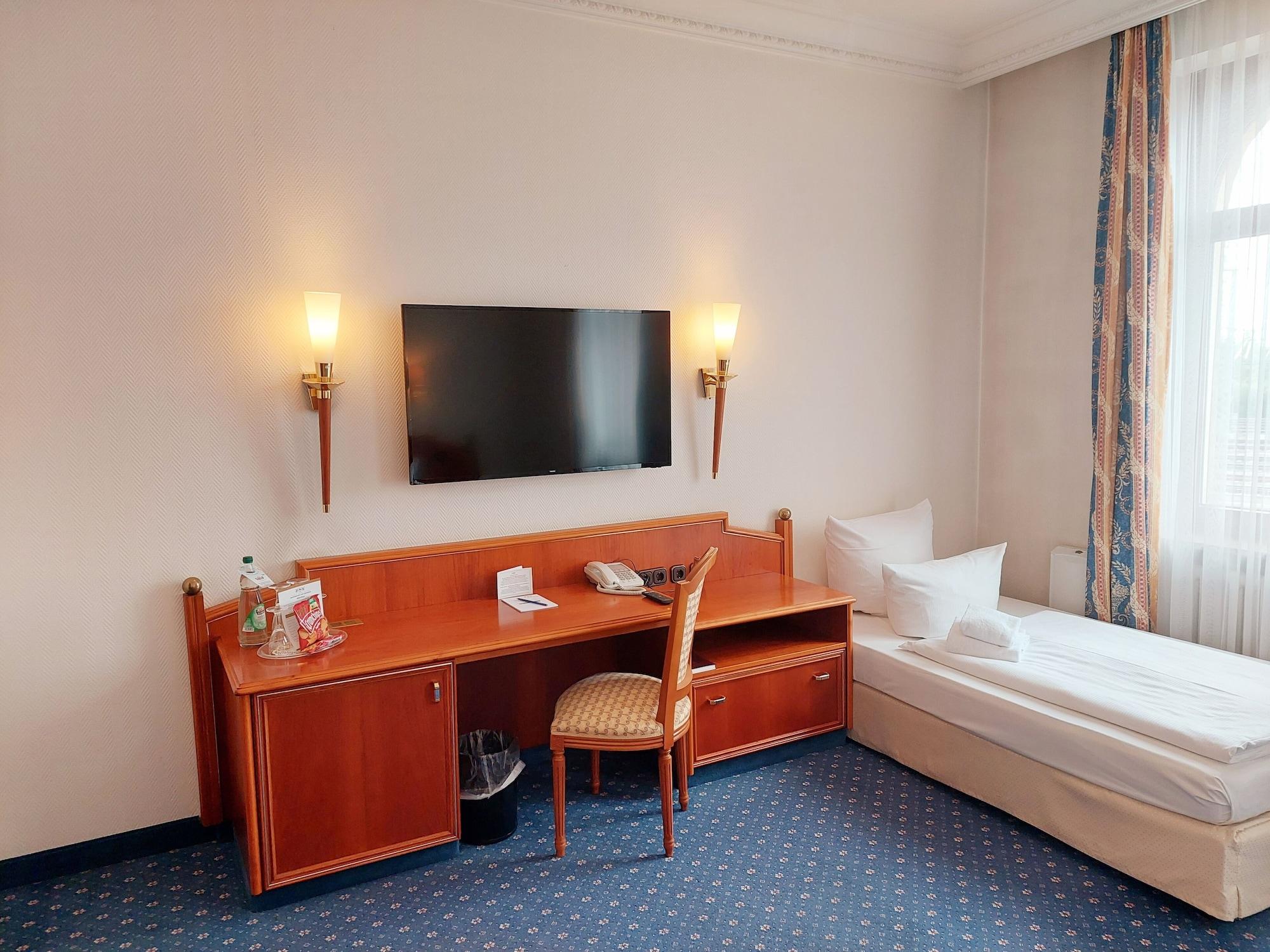 Bayerischer Hof Hotel