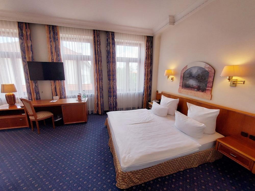 Hotel Bayerischer Hof 4*